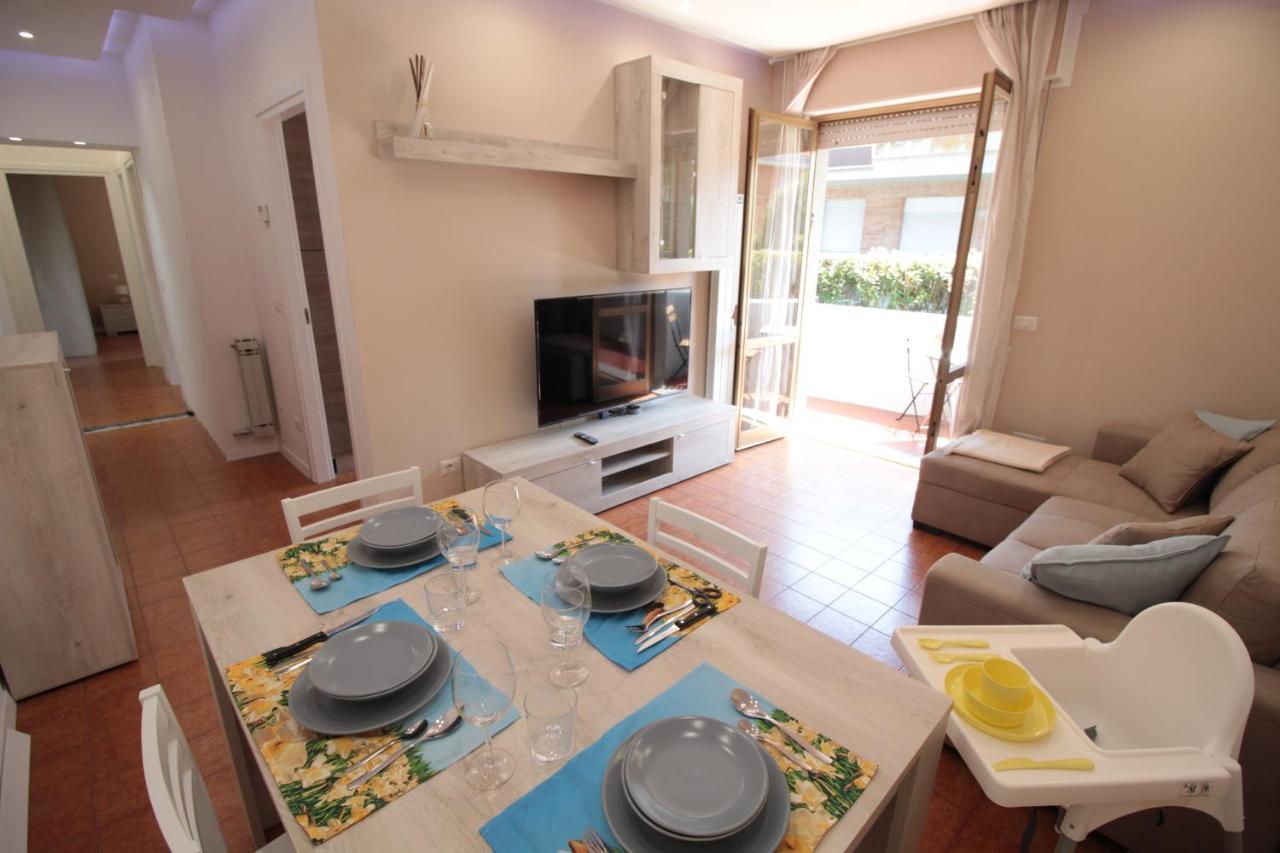 Beach House, 300 M Dal Mare, มารีนา ดิ มาซซา ภายนอก รูปภาพ